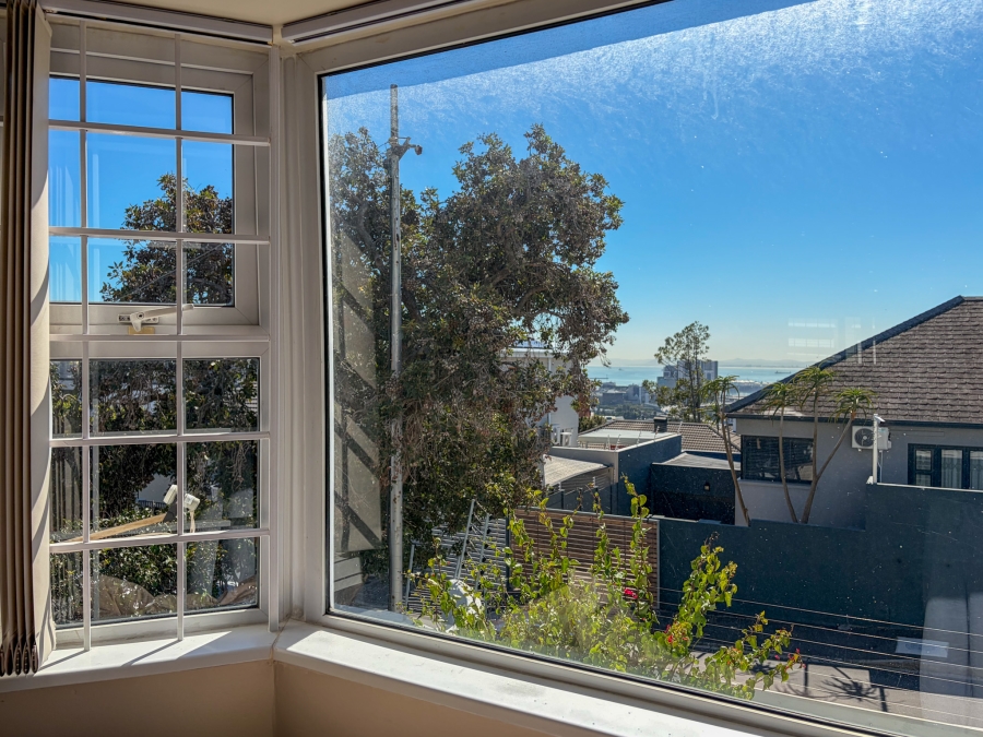 3 Bedroom Property for Sale in Vredehoek Western Cape